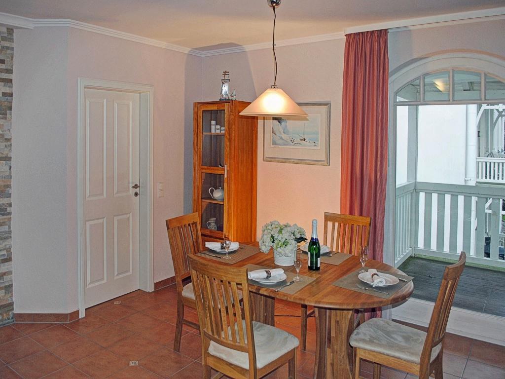 Strandvilla Gudrun Zur Meerseite Mit Balkon Binz Luaran gambar