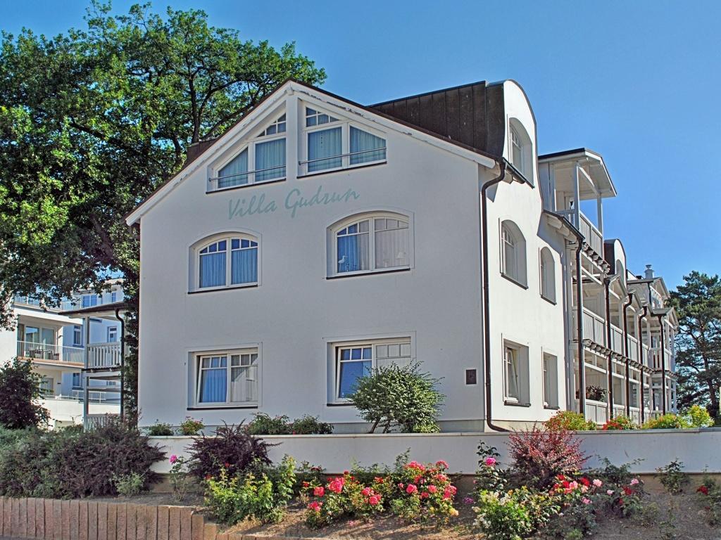 Strandvilla Gudrun Zur Meerseite Mit Balkon Binz Luaran gambar